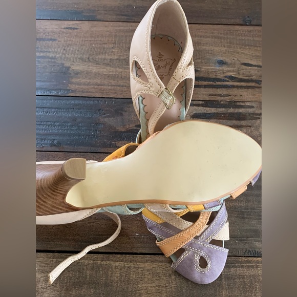 Miss Albright - Picture 4 of 9